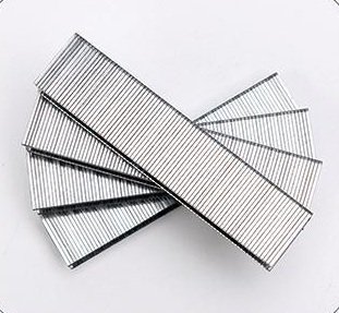 9240 Series 18 Gauge Industrial Staples — catalog product reference